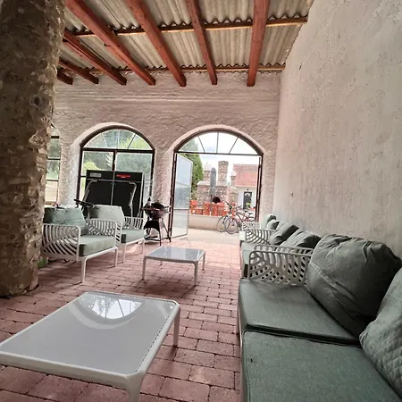 Ligeti Bastya Vendeghaz Apartment